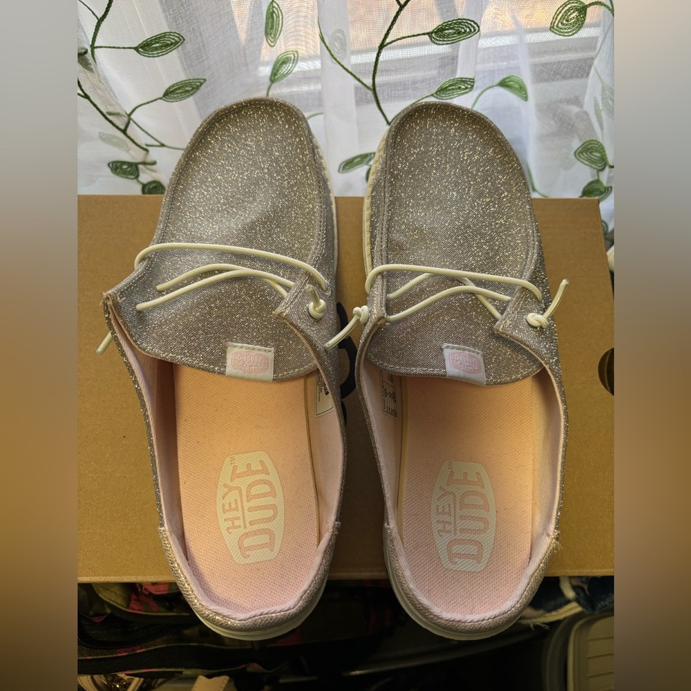 Hey Dude Women's Glitter Loafers - Rose Gold